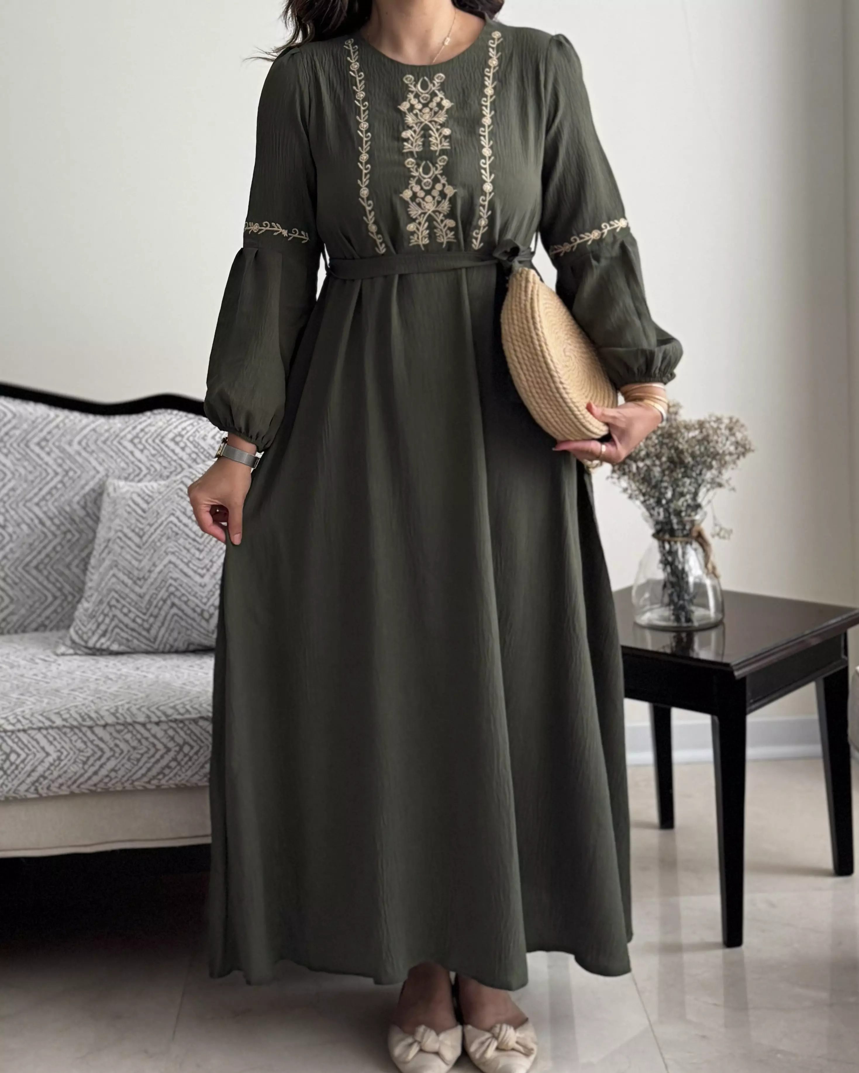 پیراهن گلدوزی سرمه